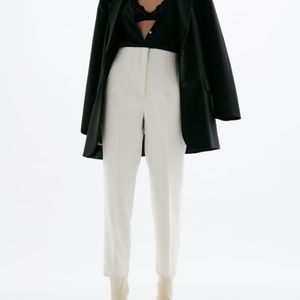 ✨3for$25✨Famous zara highwaisted pant oyster white